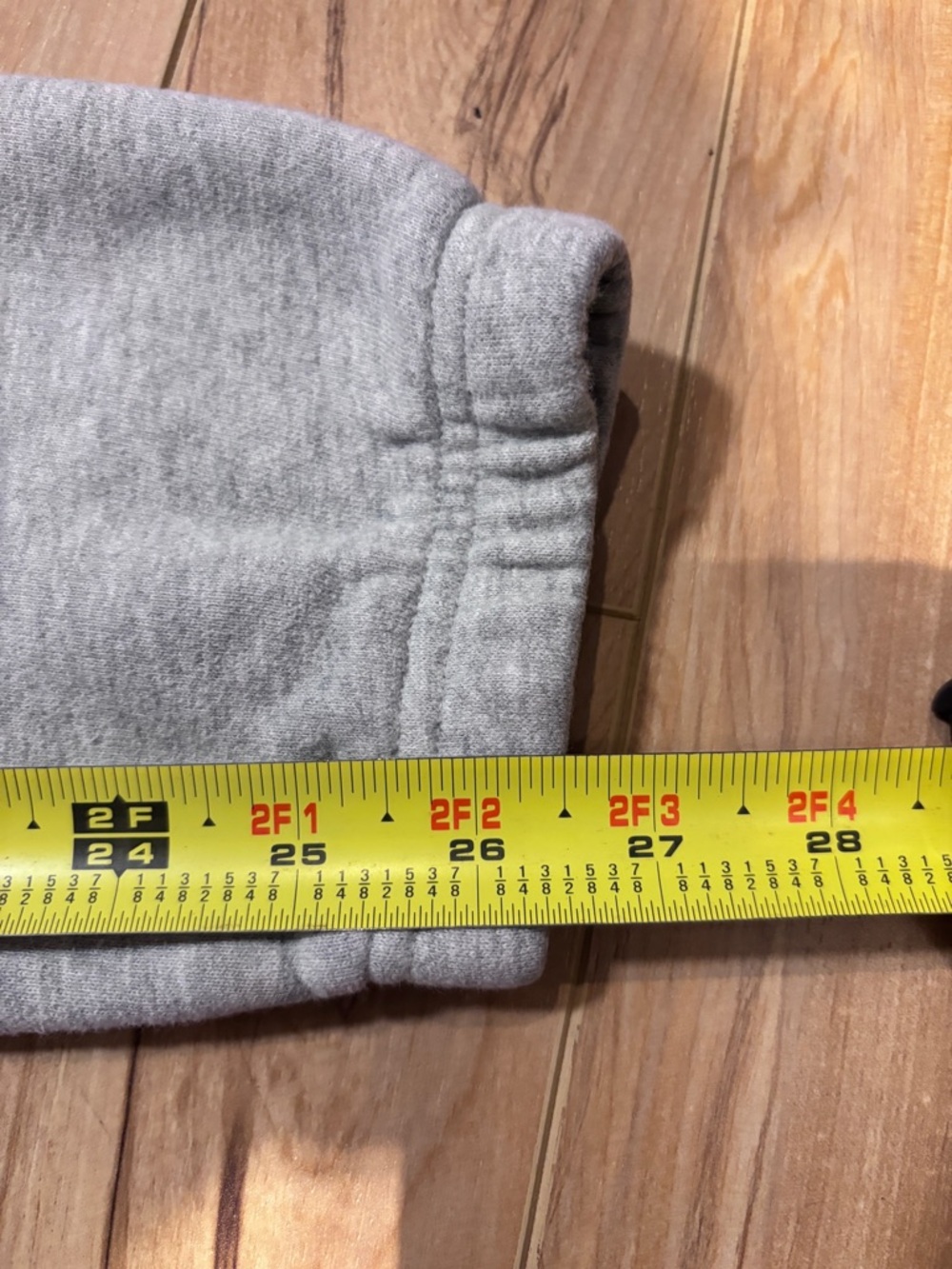 TNA Light Gray Sweatpants with Elastic Cuffs - Picture 3 of 3